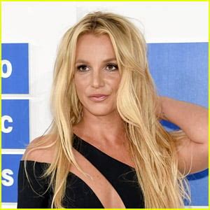 britney spears nude beach pics